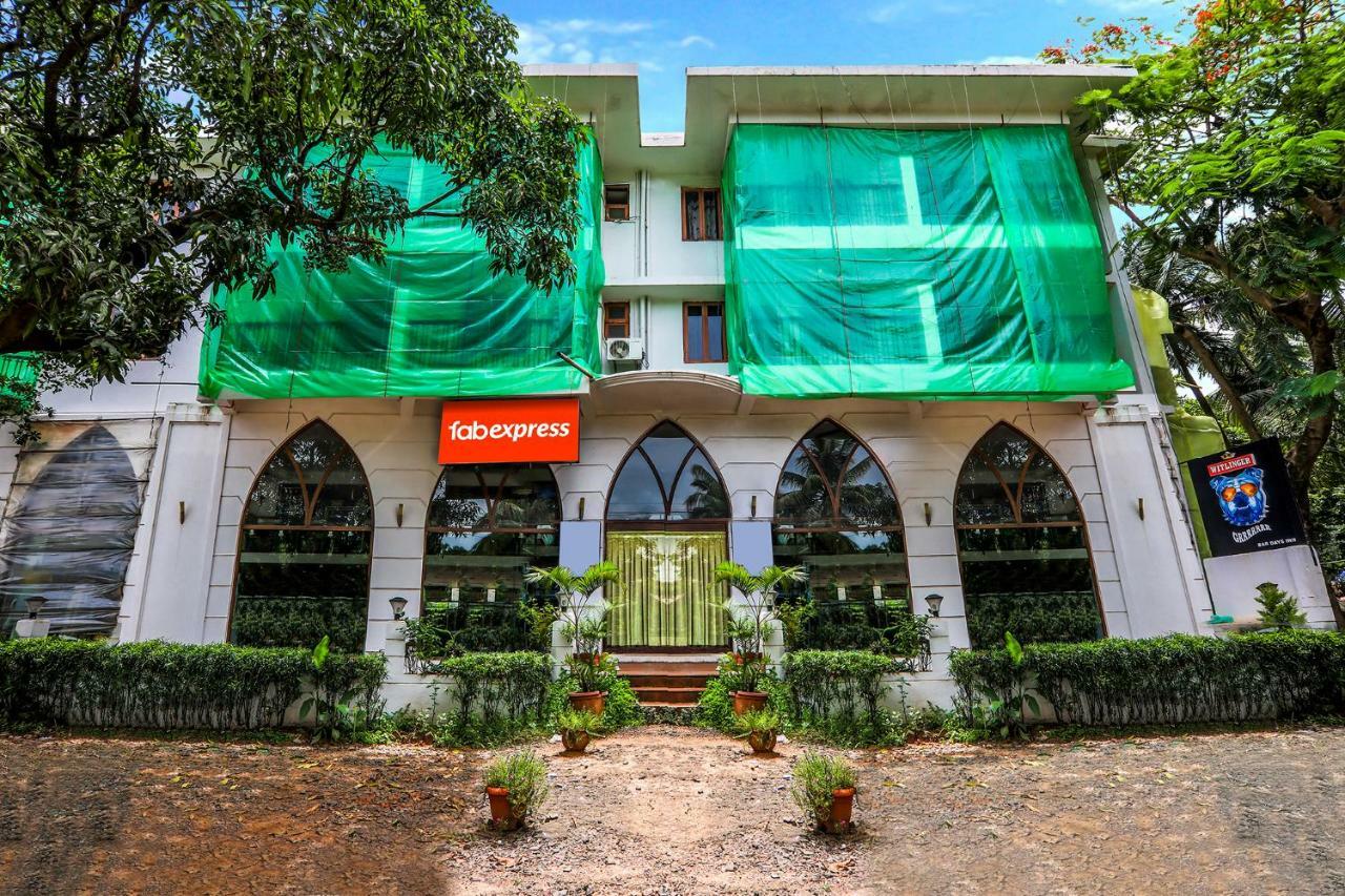 Fabexpress Barday'S Inn Calangute Luaran gambar